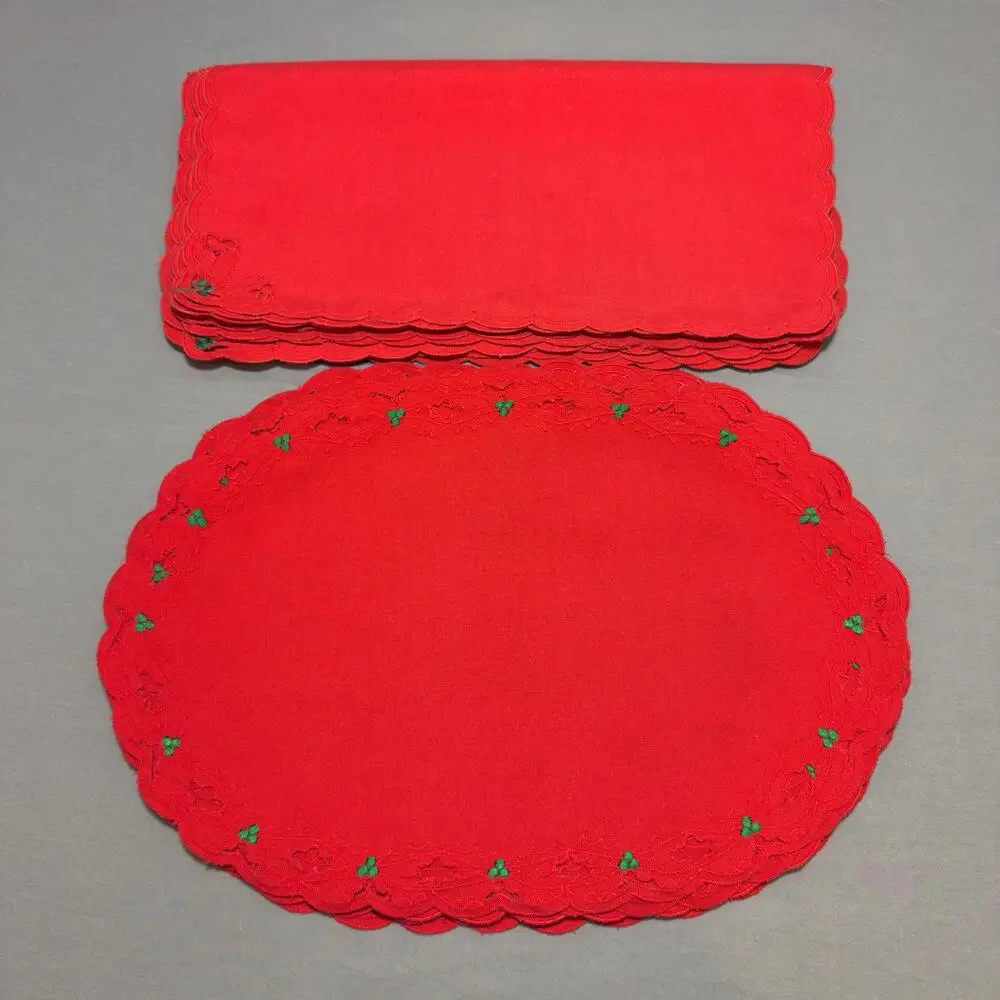 VINTAGE 20pc Cutwork Embroidered Holly Christmas Placemats & Cloth Napkin Set